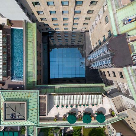 Radisson Collection Hotel, Santa Sofia Milan Luaran gambar The courtyard of the hotel