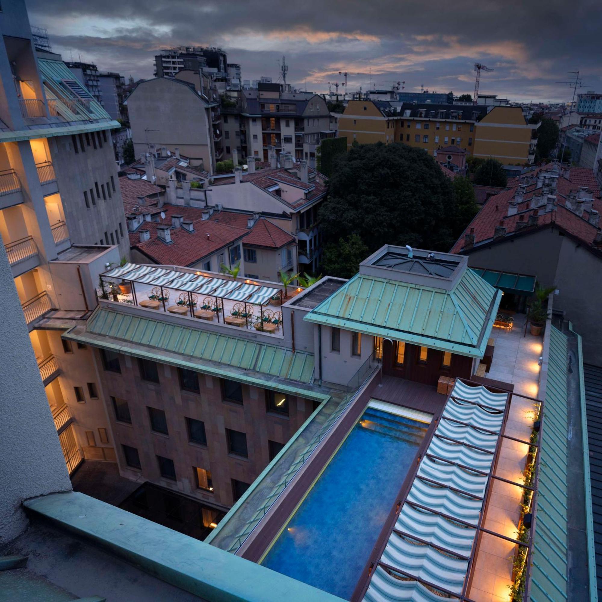 Radisson Collection Hotel, Santa Sofia Milan Luaran gambar The Sky Pool